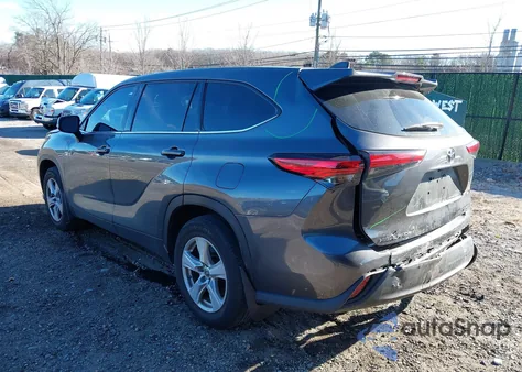 2022 Toyota Highlander Le z USA, uszkodzony, nr VIN 5TDBZRBH5NS589623